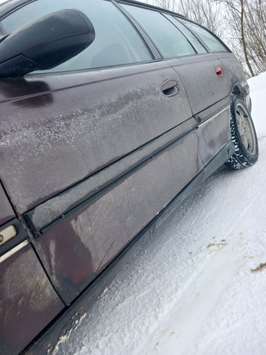 Опель Омега б 2.0 газ/бензин