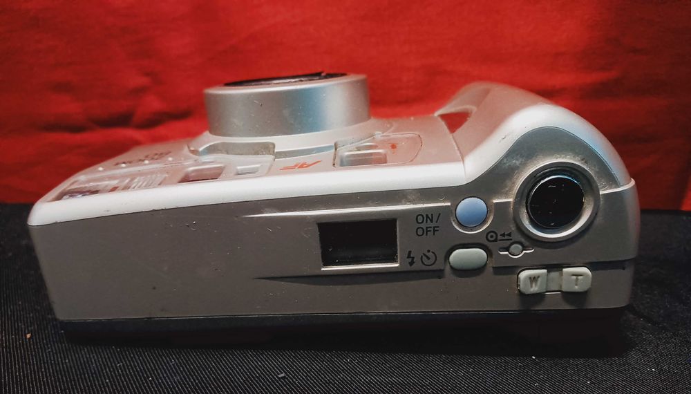 Camera Minolta Zoom 80 35 mm