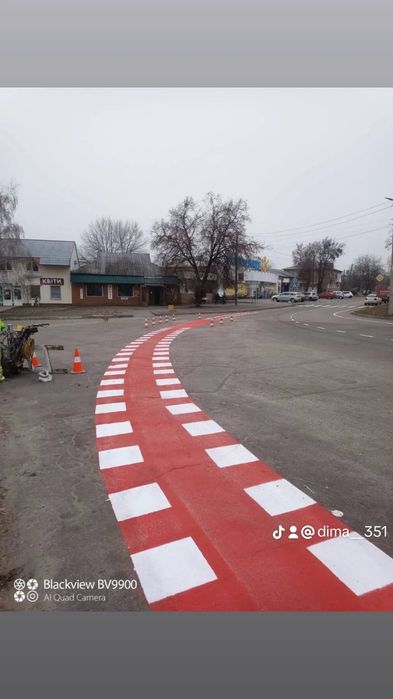 Розмітка доріг, АЗС, паркінгів і т.д.