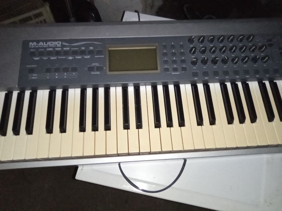 Piano em bom estado