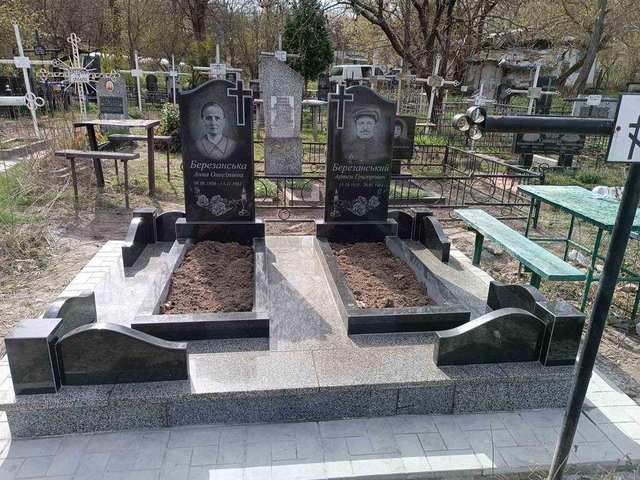 Памятники, гранитные ограды, цоколя