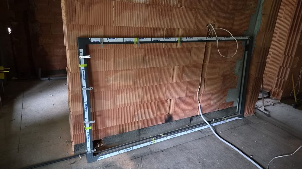 Okno fix Aluron 3 warstwowe 267x140