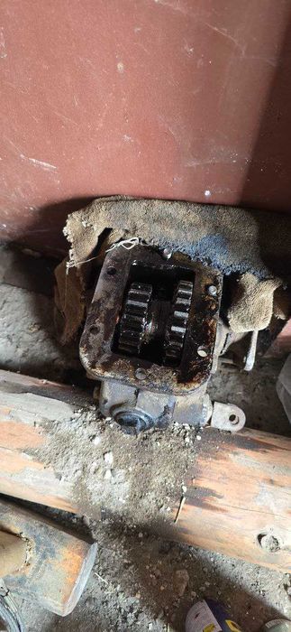 КОМ, коробка відбору потужності ЗІЛ 131 на лебідку