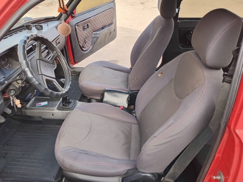 Продам таврію 1102