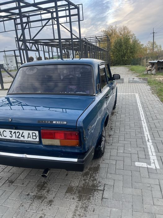 продам ваз 2107.