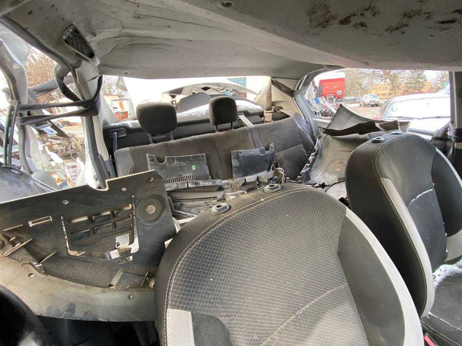 Авторазборка Renault Logan / Sandero I, II MCV