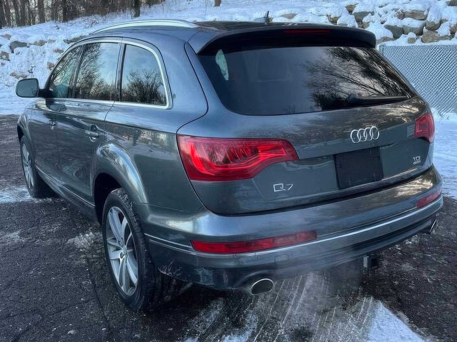 Audi Q7 quattro Premium Plus      2015
