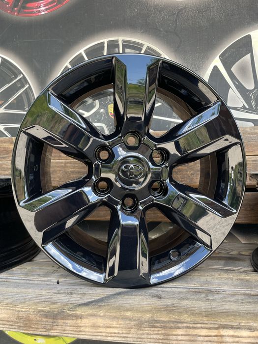777 R17 6/139,7 Оригинальные диски Toyota Prado 150