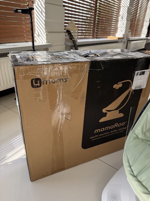 Заколисуючий центр 4moms