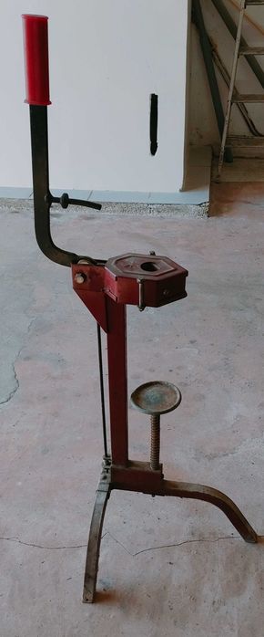 Maquina para engarrafar vinho usada