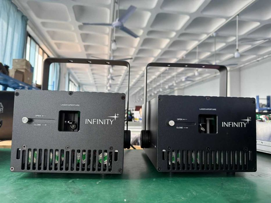 ЛАЗЕР 15W СУПЕР ЯКІСТЬ на первый танец ефект ПОПЕЛЮШКИ на весілля