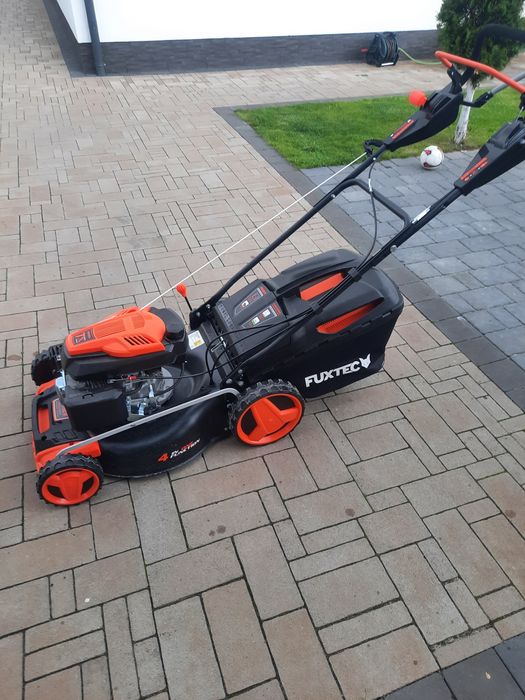 Самоходна бензокосилка Fuxtec 4.4kw НОВА!!!