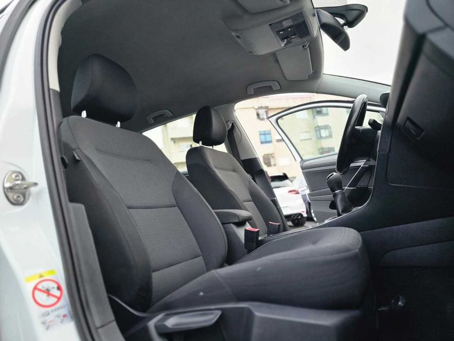 VOLKSWAGEN GOLF VII 1.6TDI 110CV "LOOK GTI"