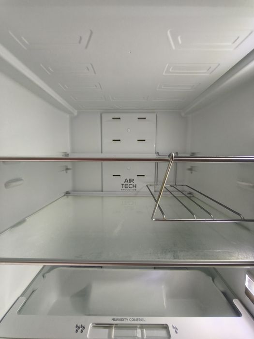 Frigorífico Hotpoint Ariston 18kg