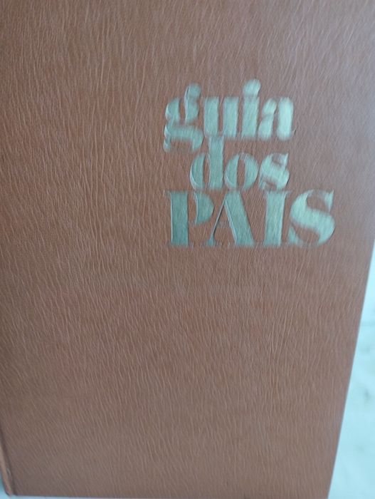 Coleção com 10 volumes "GUIA DOS PAIS"
