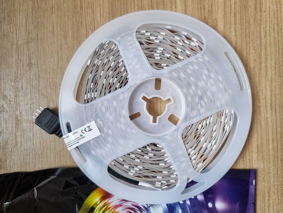 Taśma LED różne kolory, oświetlenie