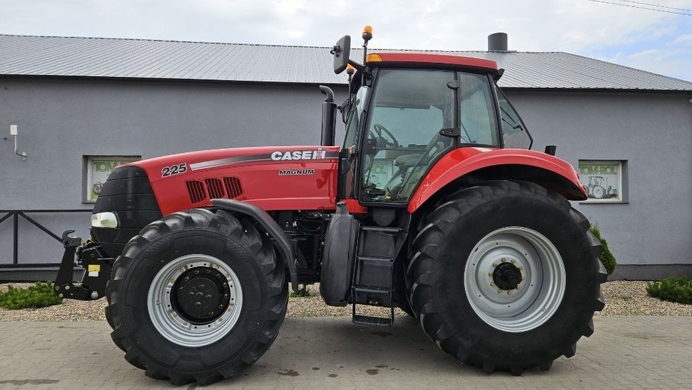 Case Magnum 225 pneumatyka