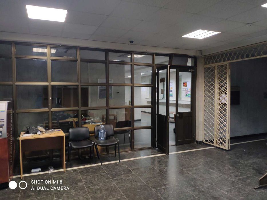 Оренда торгових, офісних прим. в новому  комплексі пл. від 18до 3000м2