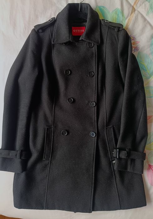 Casaco 3/4 preto GUESS, tam38.