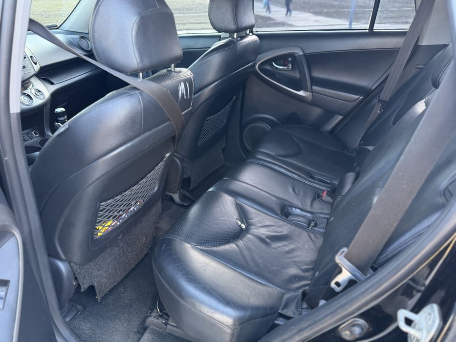 Toyota Rav4 2.2tdi механика!