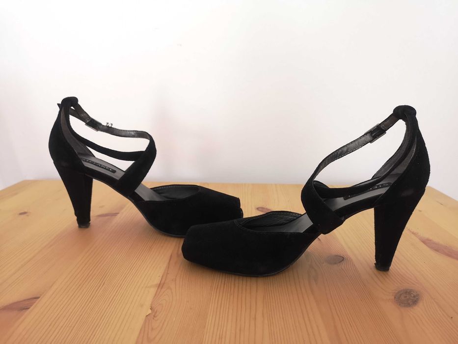 Sandálias em camurça peep toe Stefanel 37