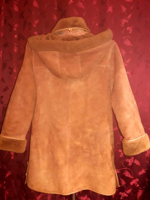 ДУБЛЁНКА с капюшоном /лёгенькая и очень теплая