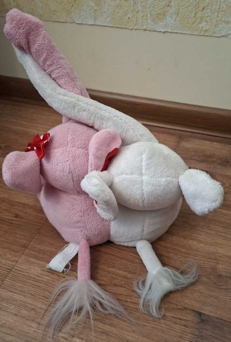 Maskotka, pluszak, dwa słoniki złączone trąbami z muzyką, 31 cm