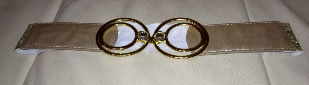 Pasek złoty z piękną klamrą