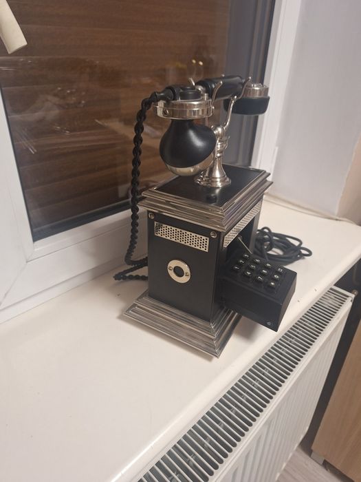 70Telefon stacionarny
