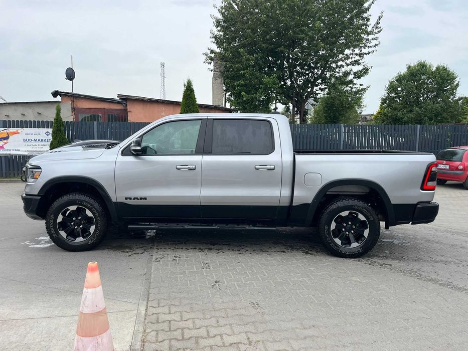 Samochód DODGE RAM 1500 REBEL