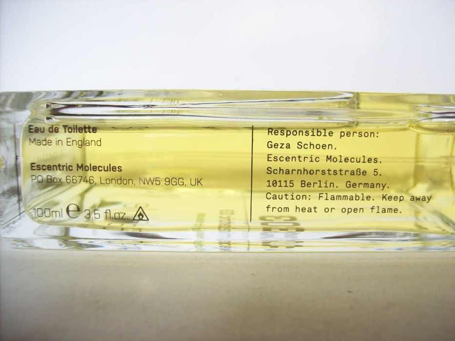 Escentric Molecules - Escentric 03 - 100ml [Made in England]