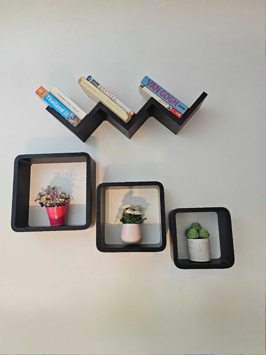 Estante Zig Zag Preta + Trio Cubos Decorativos