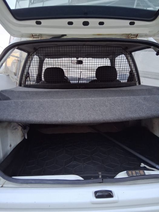 Ford Fiesta 1.8D MK3 Comercial