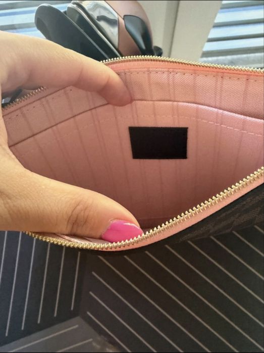 Pochette LV oryginal