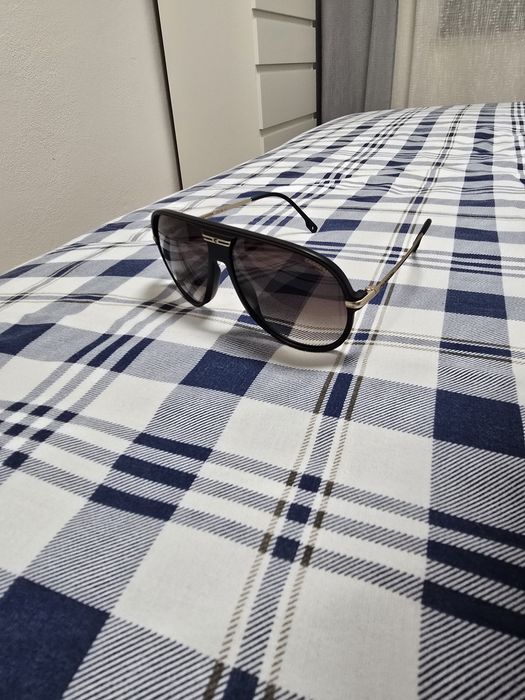 Oculos de sol Carrera