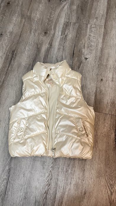 Жилетка безрукавка