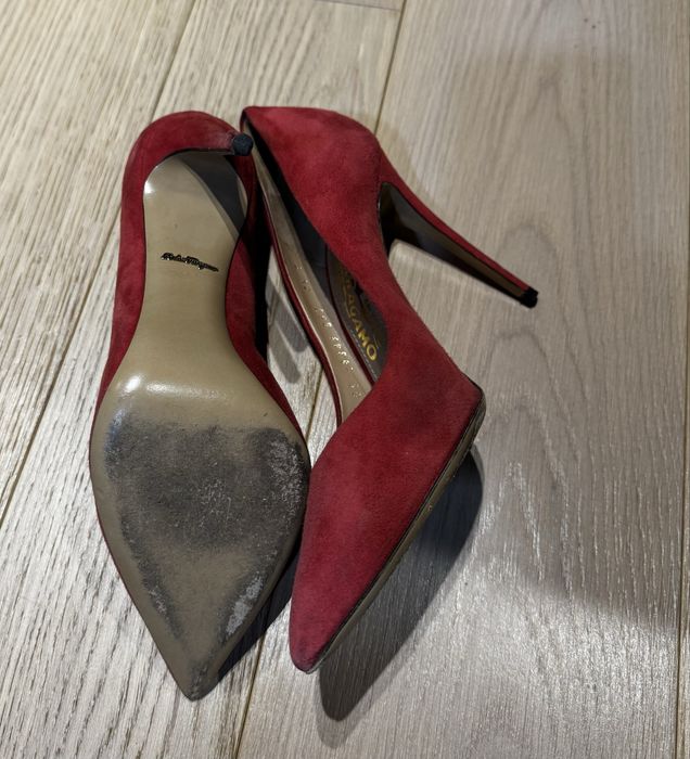 Продам жіночі туфлі Ferragamo