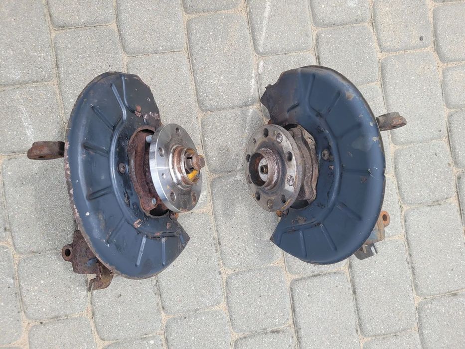 AUDI SEAT VW SKODA  ZWROTNICA PRAWA LEWA PRZÓD