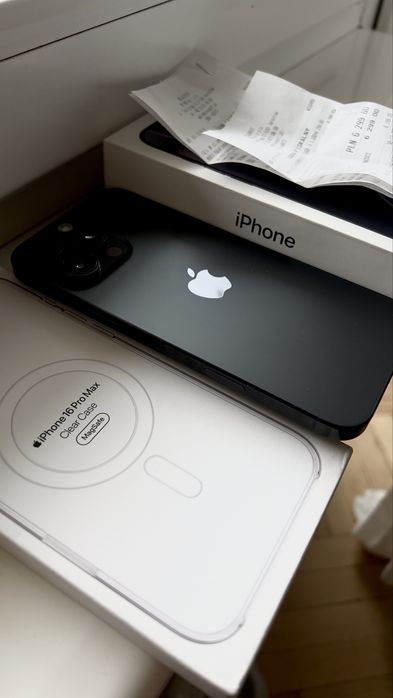 IPHONE 16 PRO MAX 256 g czarny 92%