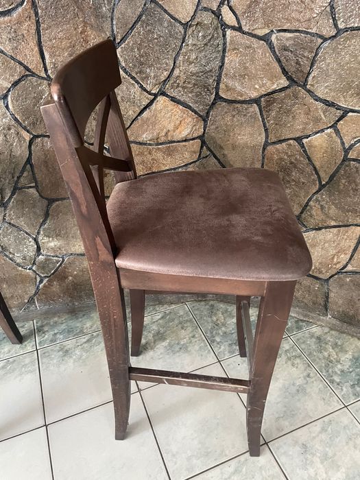Барні дерев’яні стільці