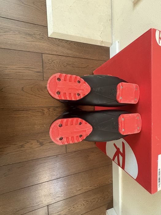 Buty narciarskie rossignol 275