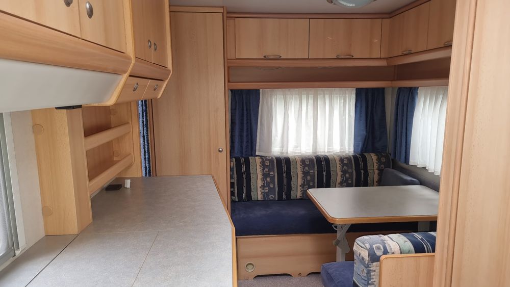 przyczepa kempingowa Knaus440,4 os. z przedsionkiem,2000r,DMC1200kg