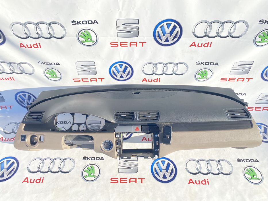 Торпеда панель Volkswagen Passat B6 Пасат Б6