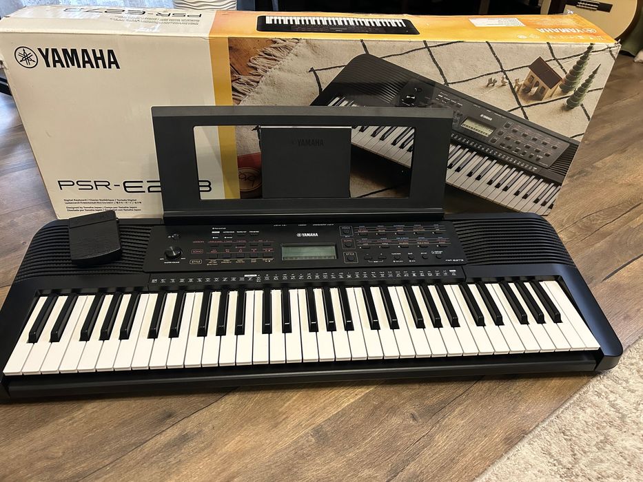Синтезатор Yamaha PSR E273