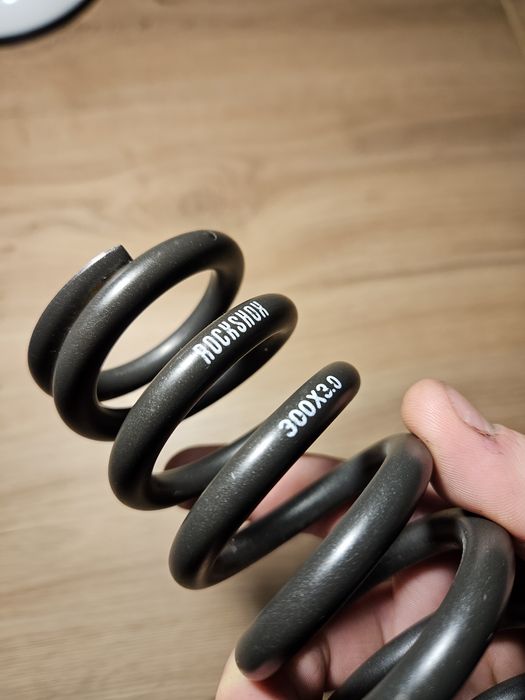 Sprężyna rockshox 300lbs
