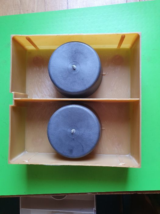 Продам годівниці для бджіл