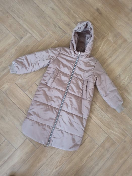 Нова демісезонна куртка пальто для дівчинки 122-128