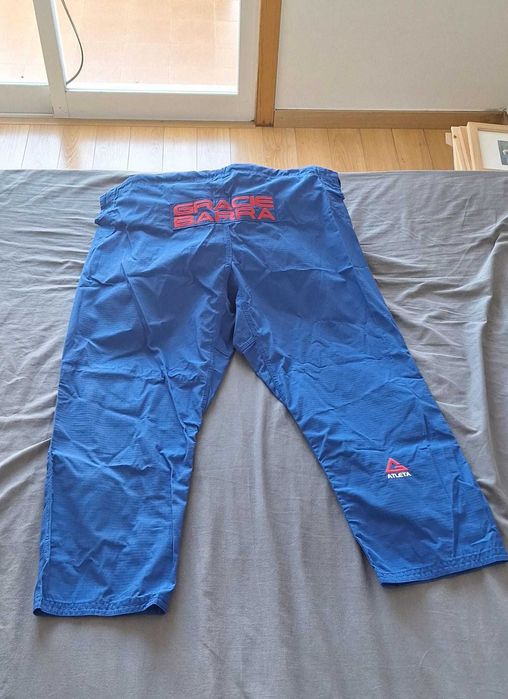 Kimono Gracie Barra Azul AtletaGB