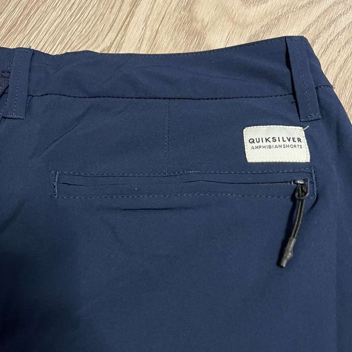 Шорти фірмові Quiksilver
