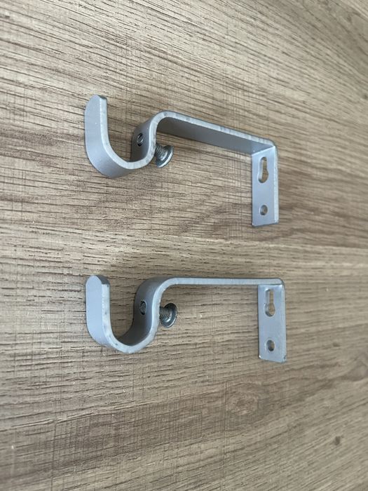 2 Suportes de varão